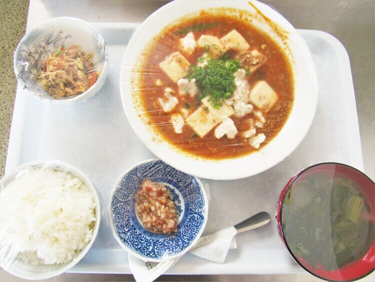 五島自動車学校の食事例